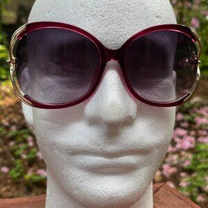 Classic Oversized Gradient Sunglasses with Purple Gradient Tint Eyewear